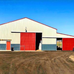 Breezeway Barn Stalls / Runs